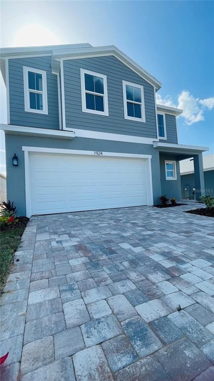 1924 DIAMOND HEAD CIRCLE, Lake Hamilton, FL 33851