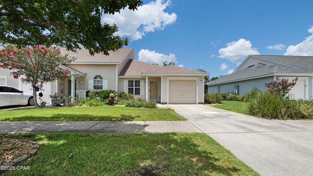 3023 Meadow Street, Lynn Haven, FL 32444