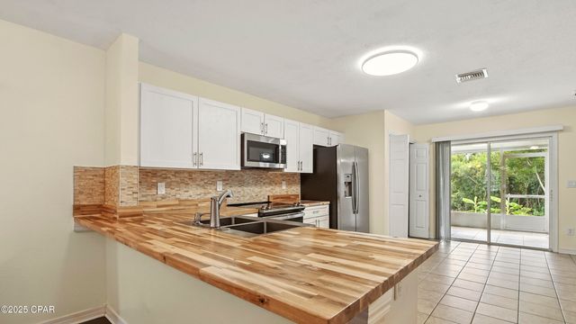 3023 Meadow Street, Lynn Haven, FL 32444