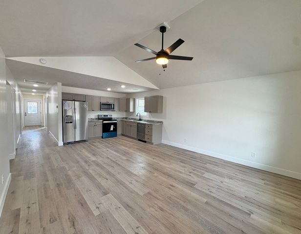 209 Madison Street, Cambria, IL 62915