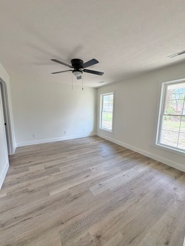 209 Madison Street, Cambria, IL 62915