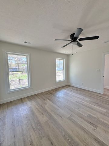 209 Madison Street, Cambria, IL 62915