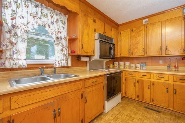 1020 Bern Circle, Anderson, SC 29626
