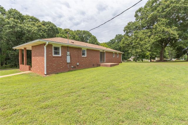 1020 Bern Circle, Anderson, SC 29626