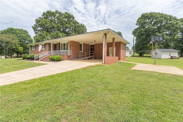 1020 Bern Circle, Anderson, SC 29626