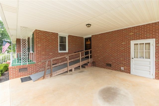 1020 Bern Circle, Anderson, SC 29626