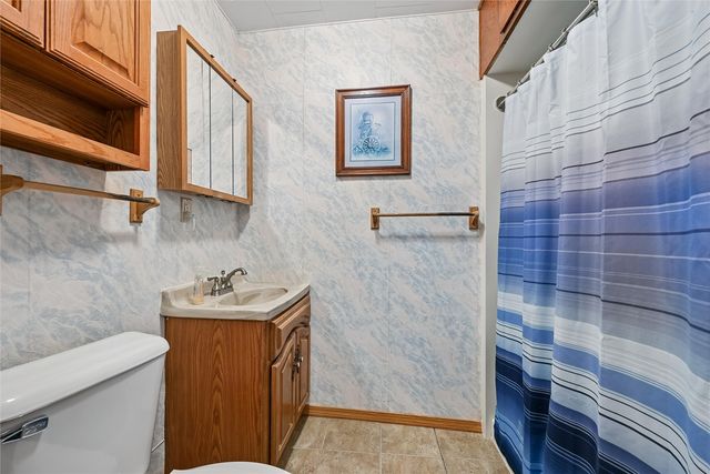 410 Cottage Street NW, Shellsburg, IA 52332