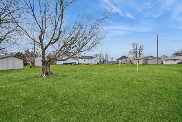 410 Cottage Street NW, Shellsburg, IA 52332