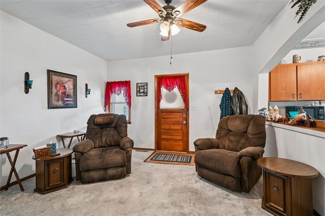 410 Cottage Street NW, Shellsburg, IA 52332