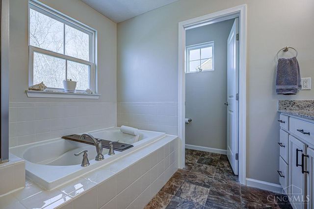 7351 Vista View Circle, Harrison, OH 45030