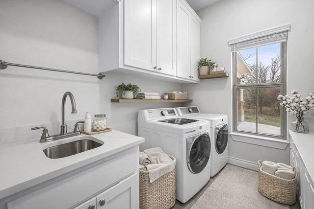 139 W Maple DR, Granite Shoals, TX 78654