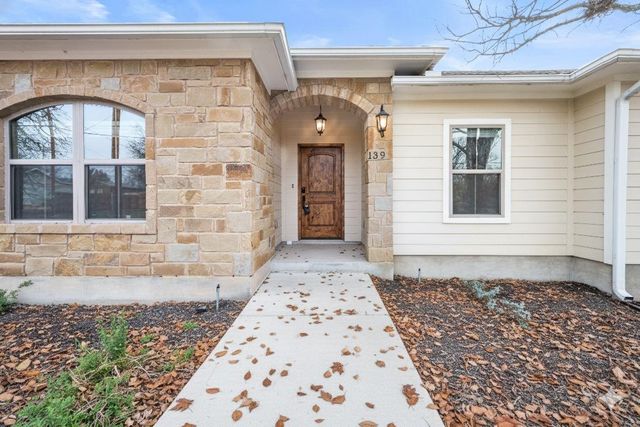 139 W Maple DR, Granite Shoals, TX 78654