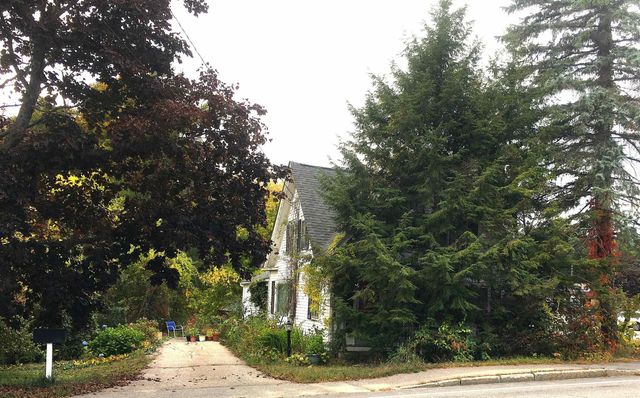 436 Elm Street, Laconia, NH 03246
