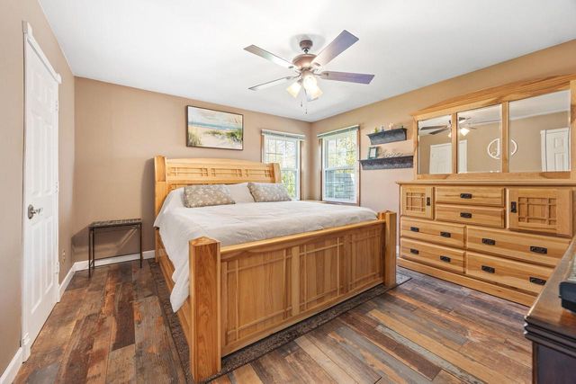 N48W14572 Hampton ROAD, Menomonee Falls, WI 53051