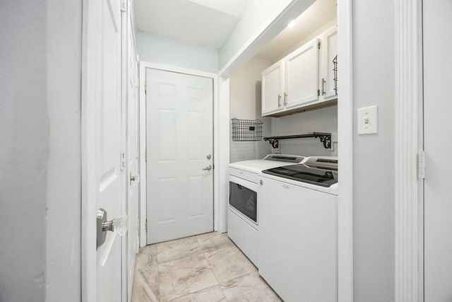N48W14572 Hampton ROAD, Menomonee Falls, WI 53051