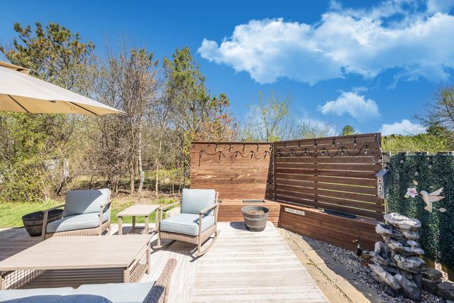 N48W14572 Hampton ROAD, Menomonee Falls, WI 53051
