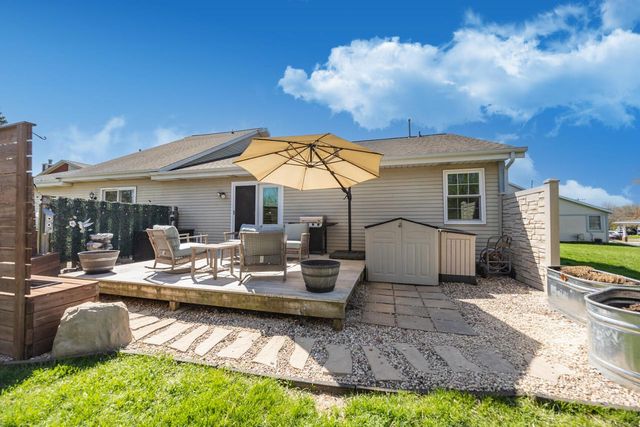N48W14572 Hampton ROAD, Menomonee Falls, WI 53051