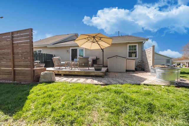 N48W14572 Hampton ROAD, Menomonee Falls, WI 53051