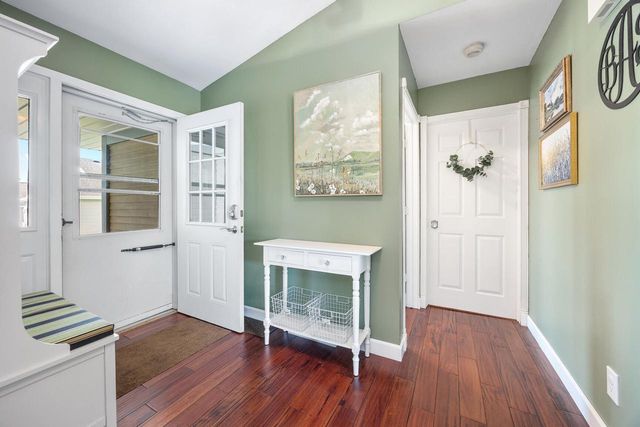 N48W14572 Hampton ROAD, Menomonee Falls, WI 53051