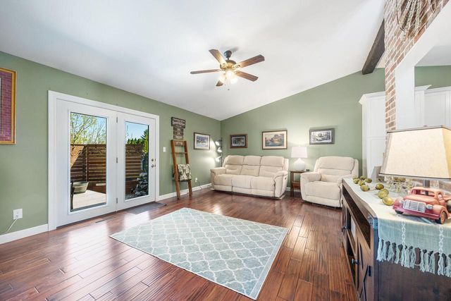 N48W14572 Hampton ROAD, Menomonee Falls, WI 53051