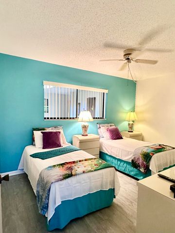 5220 Las Verdes Circle 108, Delray Beach, FL 33484