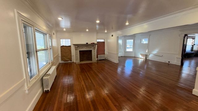 194 Sumner Ave, Springfield, MA 01108