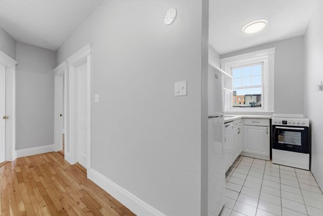 77 Parkman Street 4, Brookline, MA 02446