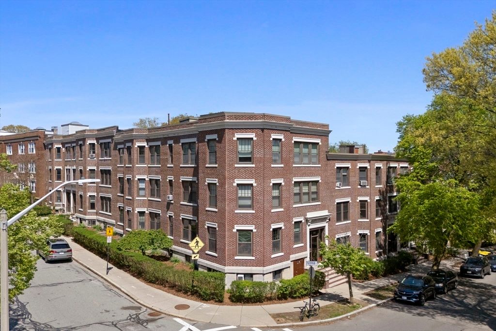 77 Parkman Street 4, Brookline, MA 02446
