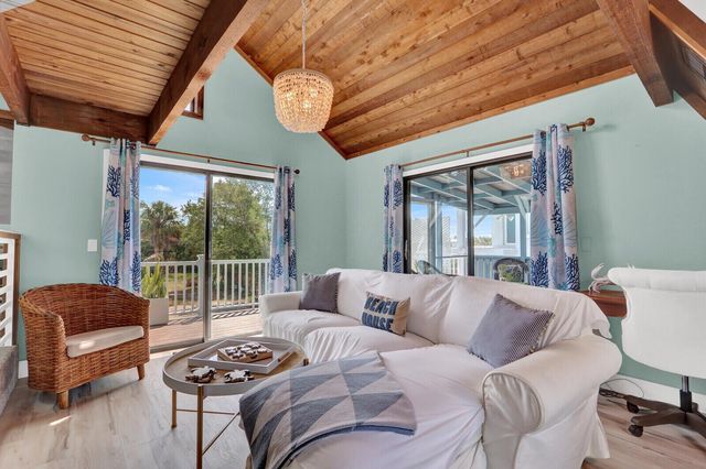 12000 Conklin Way, Jensen Beach, FL 34957