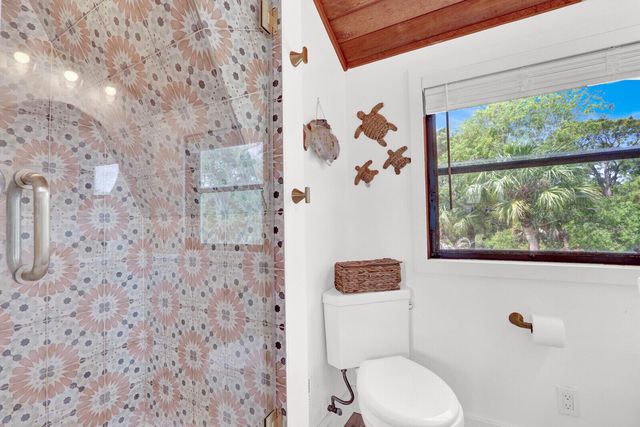 12000 Conklin Way, Jensen Beach, FL 34957