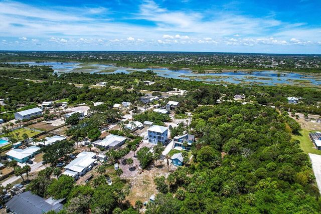 12000 Conklin Way, Jensen Beach, FL 34957