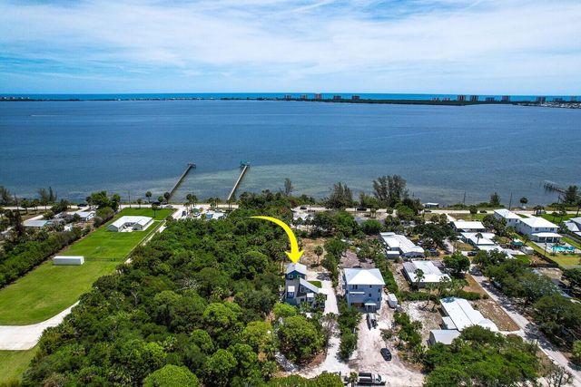 12000 Conklin Way, Jensen Beach, FL 34957