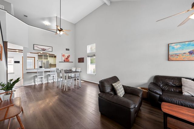 748 Bills CIR, Bastrop, TX 78602