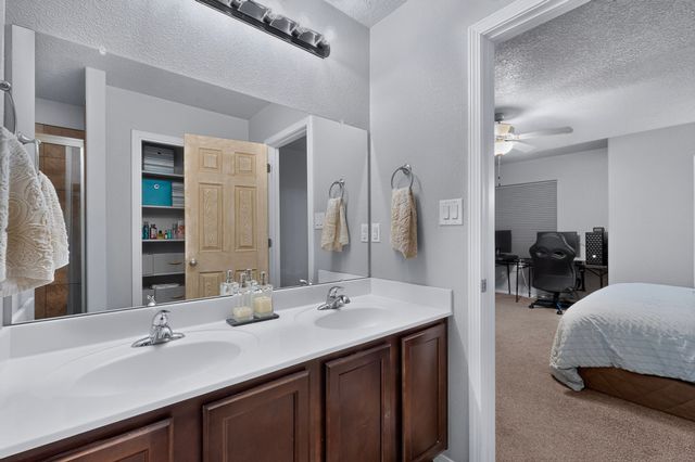 3194 Calle Nueva Vista, Santa Fe, NM 87507