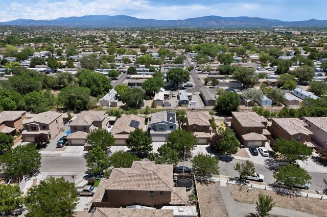 3194 Calle Nueva Vista, Santa Fe, NM 87507