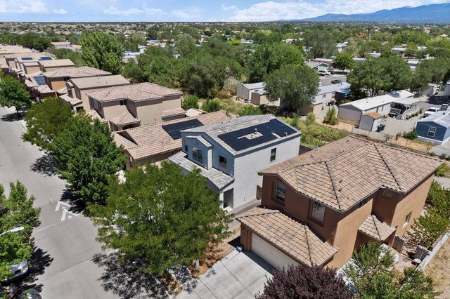 3194 Calle Nueva Vista, Santa Fe, NM 87507