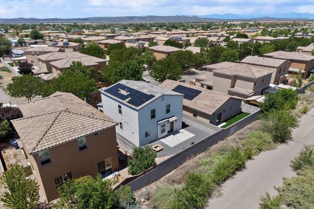 3194 Calle Nueva Vista, Santa Fe, NM 87507