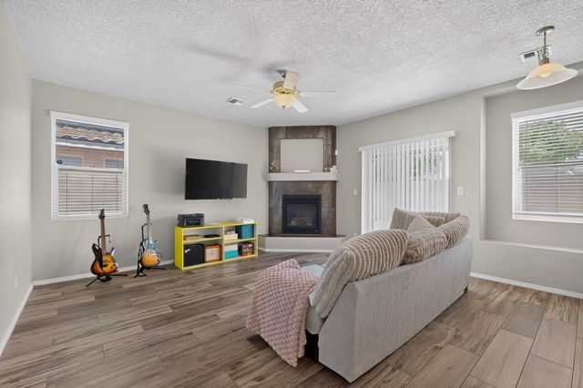 3194 Calle Nueva Vista, Santa Fe, NM 87507