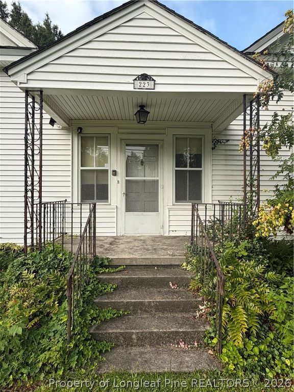 223 West Third Avenue, Red Springs, NC 28377 — photo 11