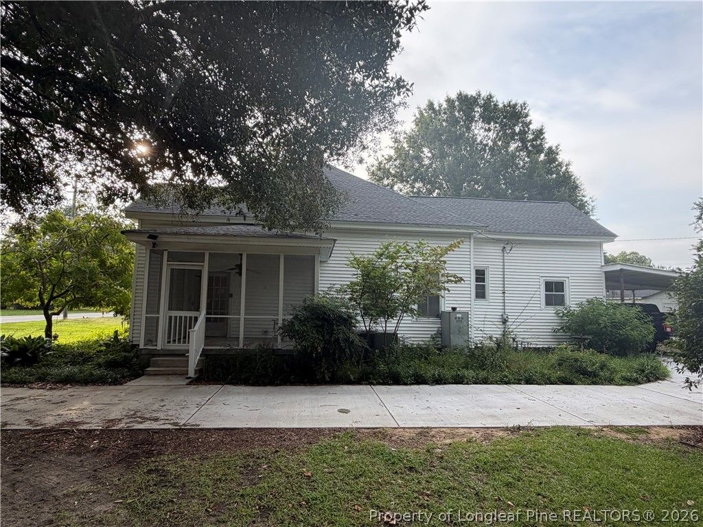 223 West Third Avenue, Red Springs, NC 28377 — photo 6
