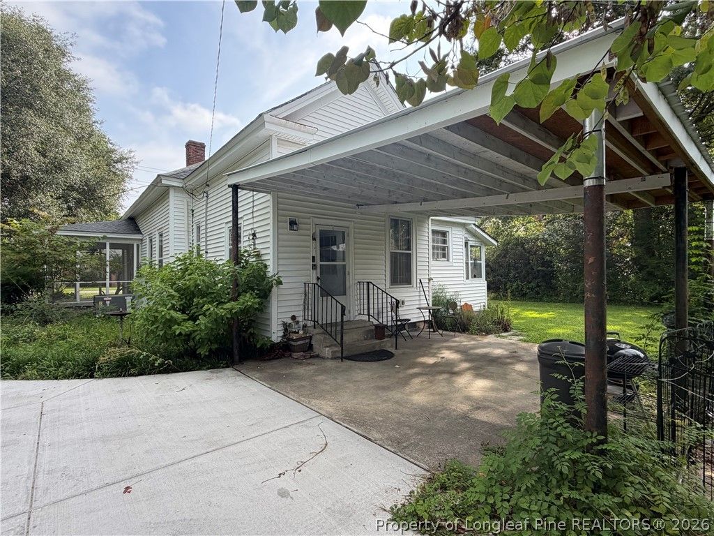 223 West Third Avenue, Red Springs, NC 28377 — photo 7