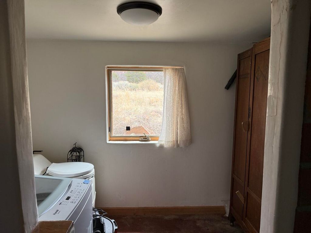 Image 17 of property listing at 64 Milky Way Road, Ramah, NM 87321