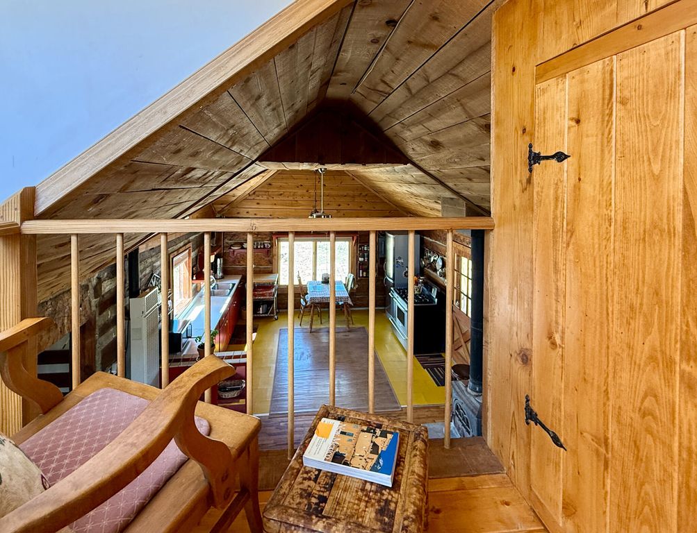 Image 19 of property listing at 64 Milky Way Road, Ramah, NM 87321