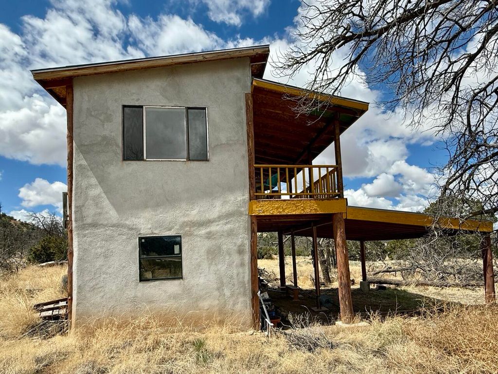 Image 31 of property listing at 64 Milky Way Road, Ramah, NM 87321