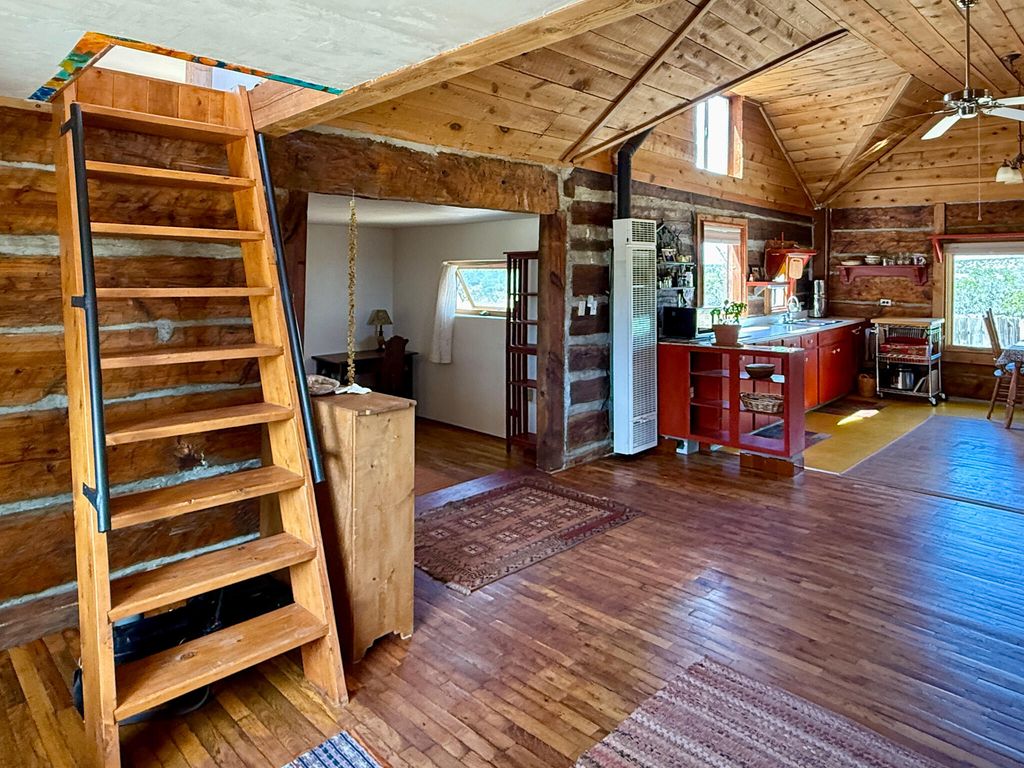 Image 6 of property listing at 64 Milky Way Road, Ramah, NM 87321