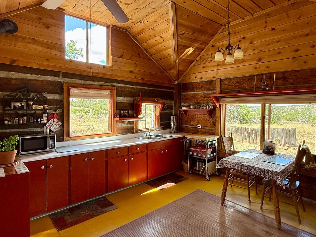 Image 7 of property listing at 64 Milky Way Road, Ramah, NM 87321