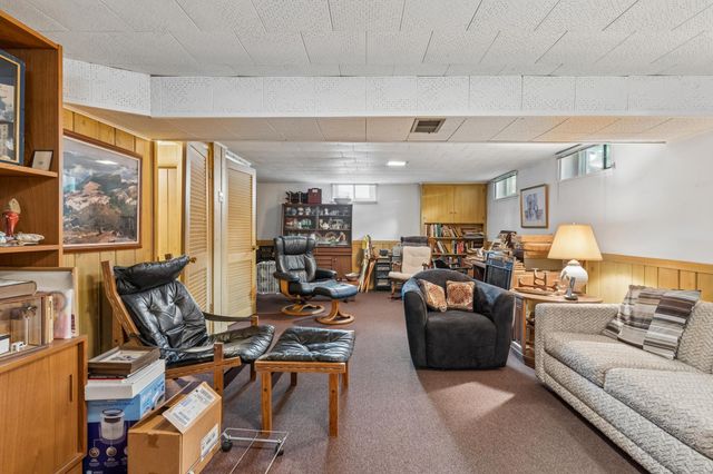 1605 Edgcumbe Road, Saint Paul, MN 55116