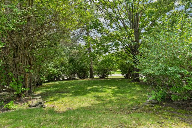 1605 Edgcumbe Road, Saint Paul, MN 55116