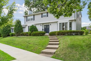 1605 Edgcumbe Road, Saint Paul, MN 55116