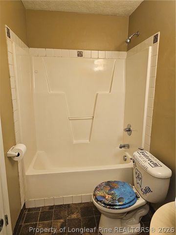 118 Garfield Drive, Raeford, NC 28376